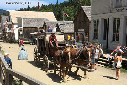 postcard-barkerville-stage-coach-and-assay-office