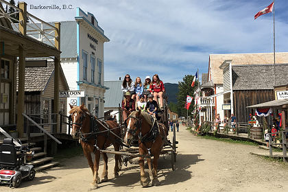 postcard-barkerville-stage-coach-with-kids